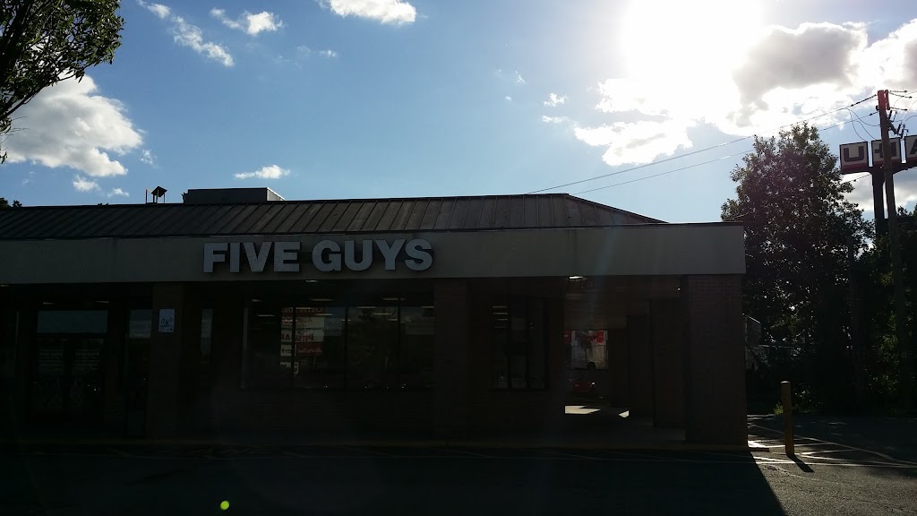 Five Guys | 255 NY-59, Nanuet, NY 10954, USA | Phone: (845) 367-4447
