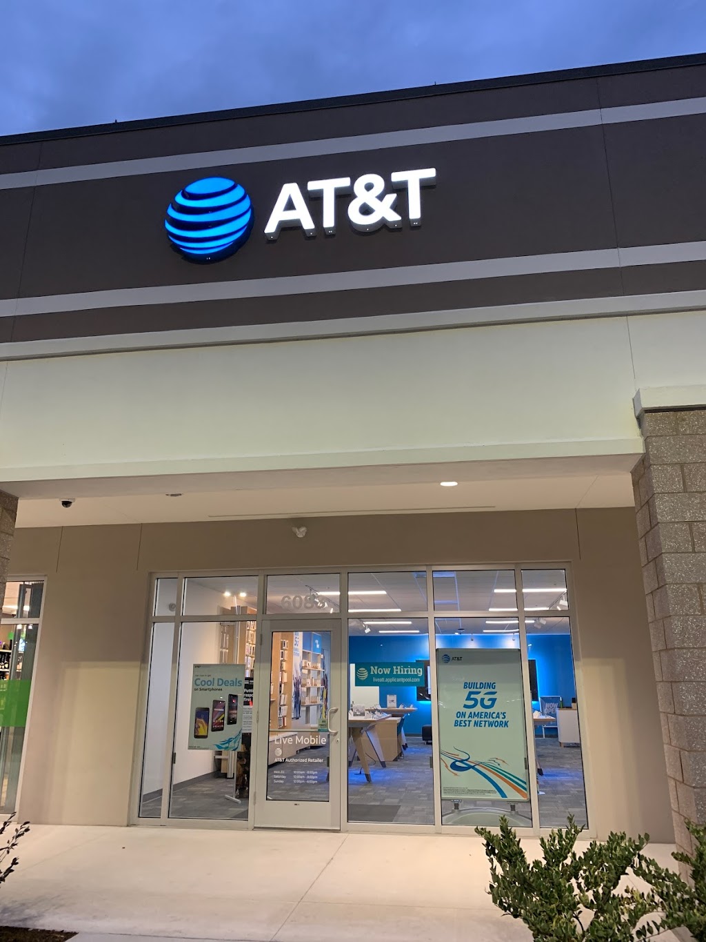 AT&T Store | 6083 U.S. Hwy 17-92 N, Davenport, FL 33896, USA | Phone: (863) 353-1843