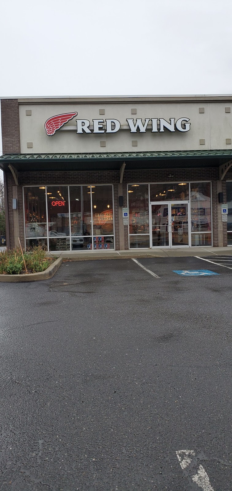 Red Wing - Green Brook, NJ | 263 US-22, Green Brook Township, NJ 08812, USA | Phone: (732) 926-8080