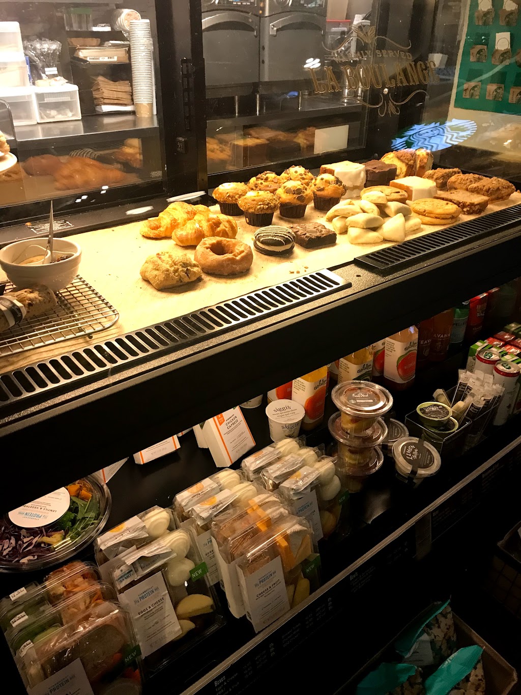 Starbucks | 1704 Old Oakland Rd Ste. 400, San Jose, CA 95131, USA | Phone: (408) 573-1445