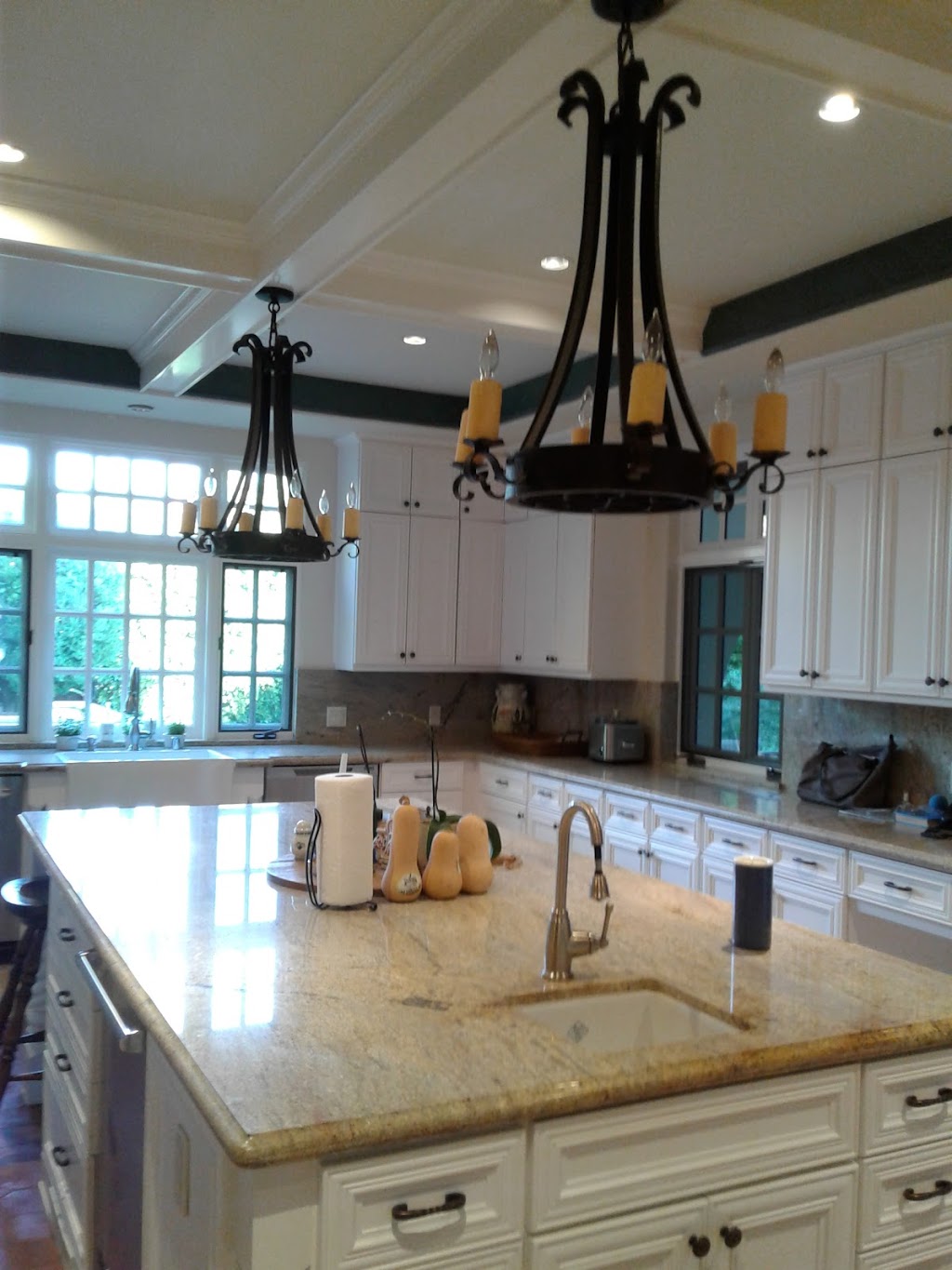 Shilpark Paint Lawndale 15617 Hawthorne Blvd, Lawndale, CA 90260