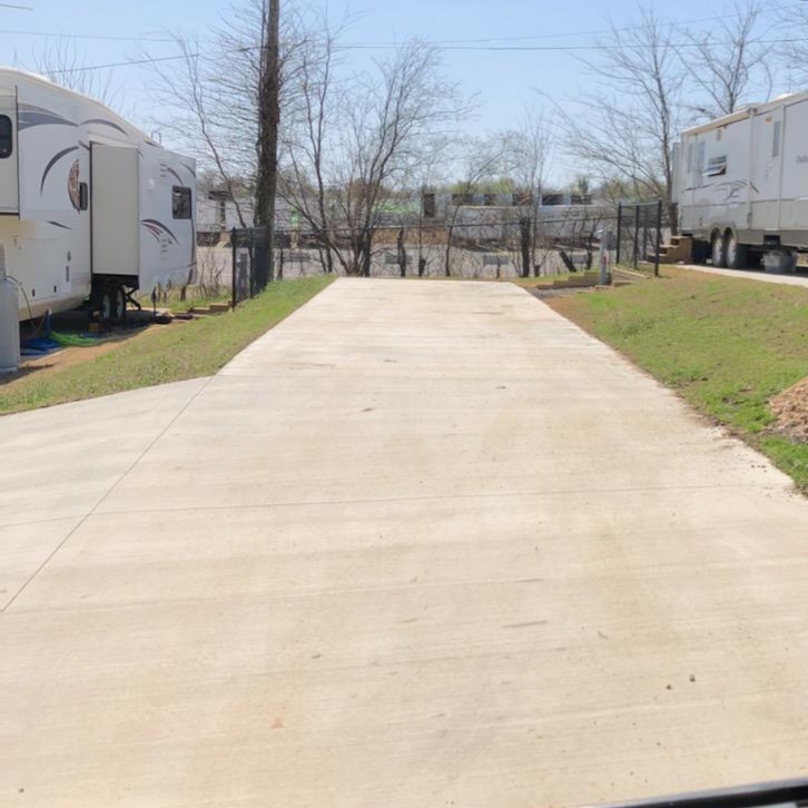 Whispering Oaks RV Park Tulsa | 802 N Division St, Sapulpa, OK 74066, USA | Phone: (918) 804-2562