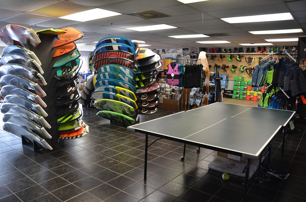 TNT Water Sports | 1089 W Main St, Hendersonville, TN 37075, USA | Phone: (615) 826-2655