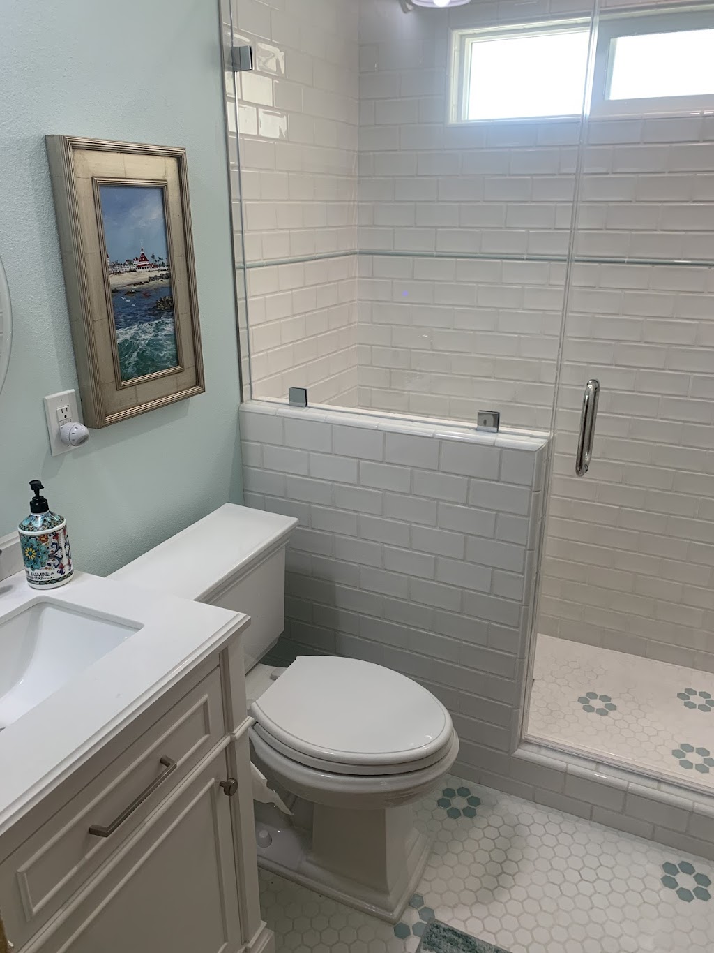Bath Remodeling Home Contractor G&S Construction | 2041 Gladstone St, Glendora, CA 91740, USA | Phone: (626) 536-2959