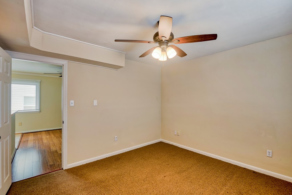 Ocean View East-West-Three | 1212 W Ocean View Ave #17, Norfolk, VA 23503, USA | Phone: (757) 583-7326