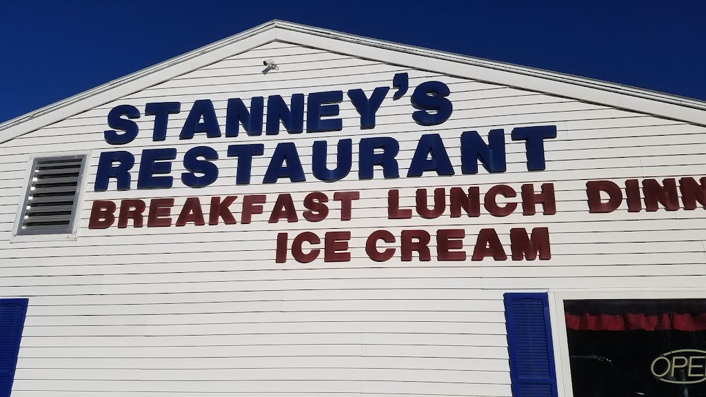 Stanneys Ice Cream & Sandwich | 300 Union St, Holbrook, MA 02343, USA | Phone: (781) 767-1210