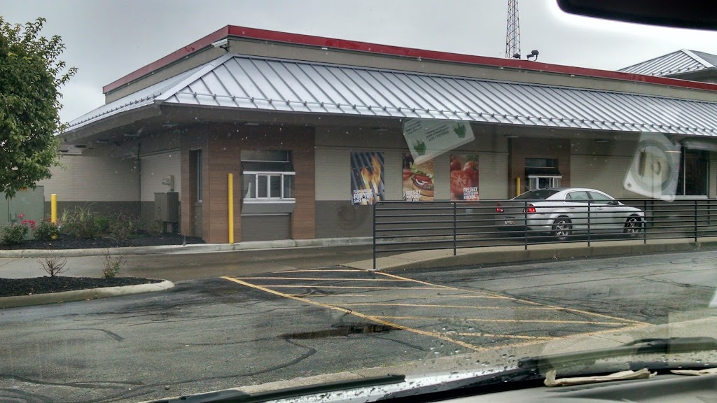 Burger King | 203 E Market St, Celina, OH 45822, USA | Phone: (419) 586-9295