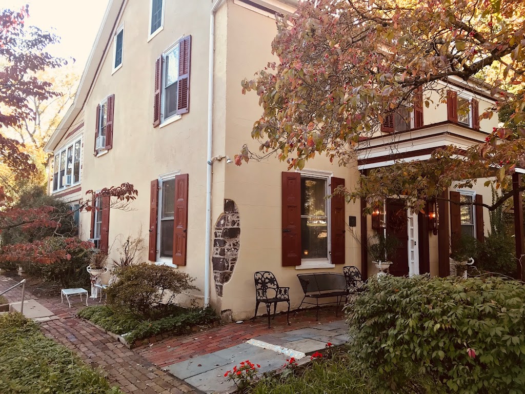 1833 Umpleby House Bed & Breakfast Inn | 117 W Bridge St, New Hope, PA 18938, USA | Phone: (215) 862-2520