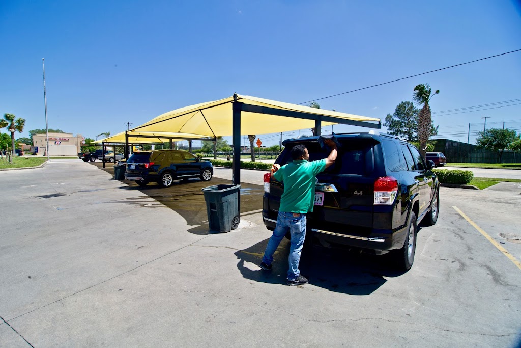 Grand Slam Car Wash & Lube - East Main | 2300 E Main St, League City, TX 77573, USA | Phone: (281) 316-1880