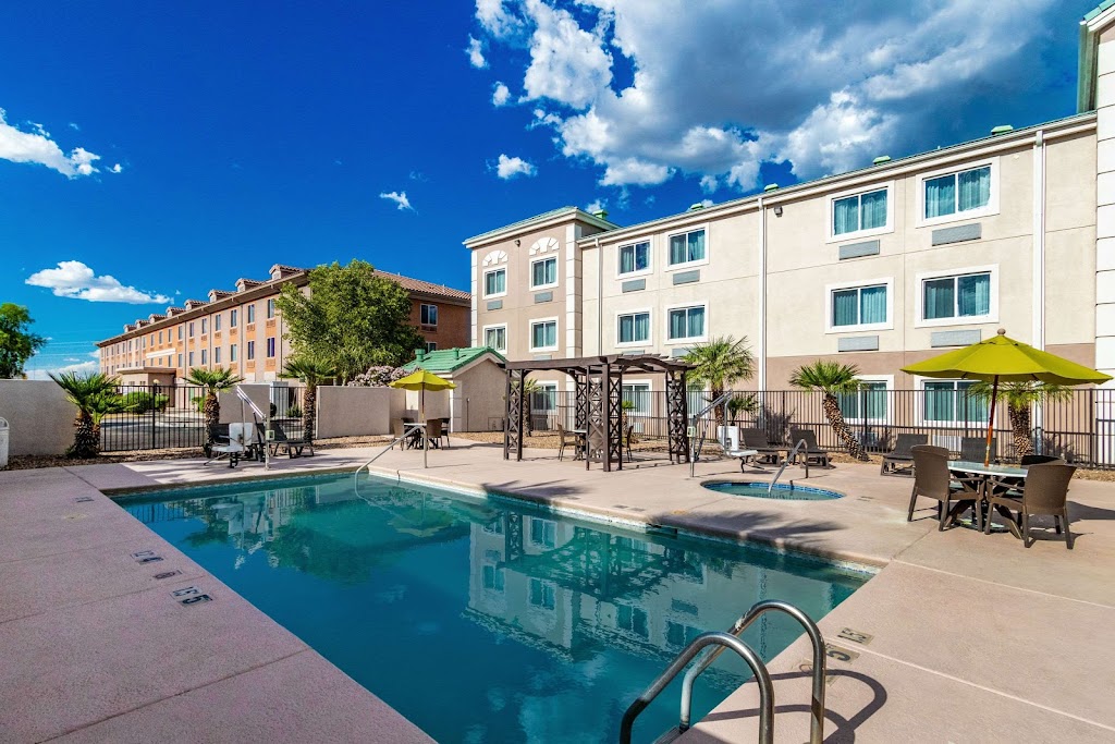 Comfort Inn | 1560 W Grant Rd, Tucson, AZ 85745, USA | Phone: (520) 613-2510