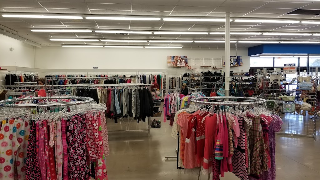 Goodwill Store & Donation Center | 2116 E Belt Line Rd, Carrollton, TX 75006, USA | Phone: (972) 416-6051