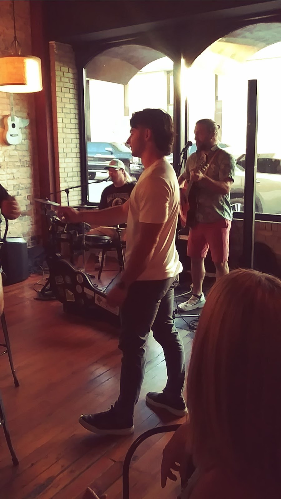 The Local at 41 Main | 41 Main St, Alexander City, AL 35010, USA | Phone: (256) 392-3629