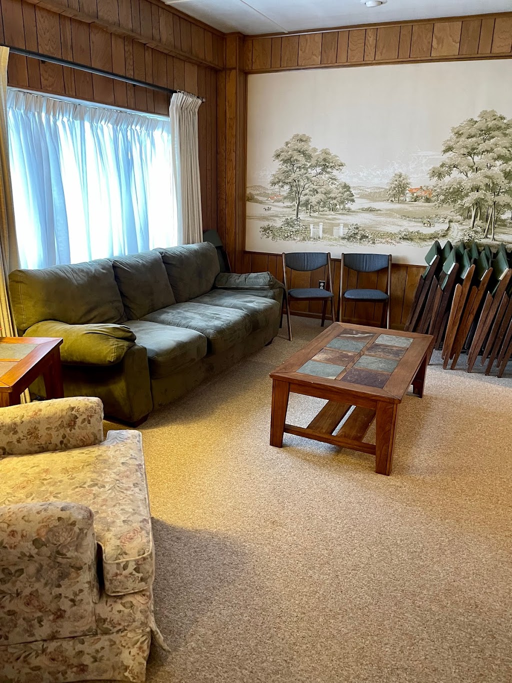 Donald R Crawford Funeral Home | 1189 National Pike, Hopwood, PA 15445, USA | Phone: (724) 437-1115