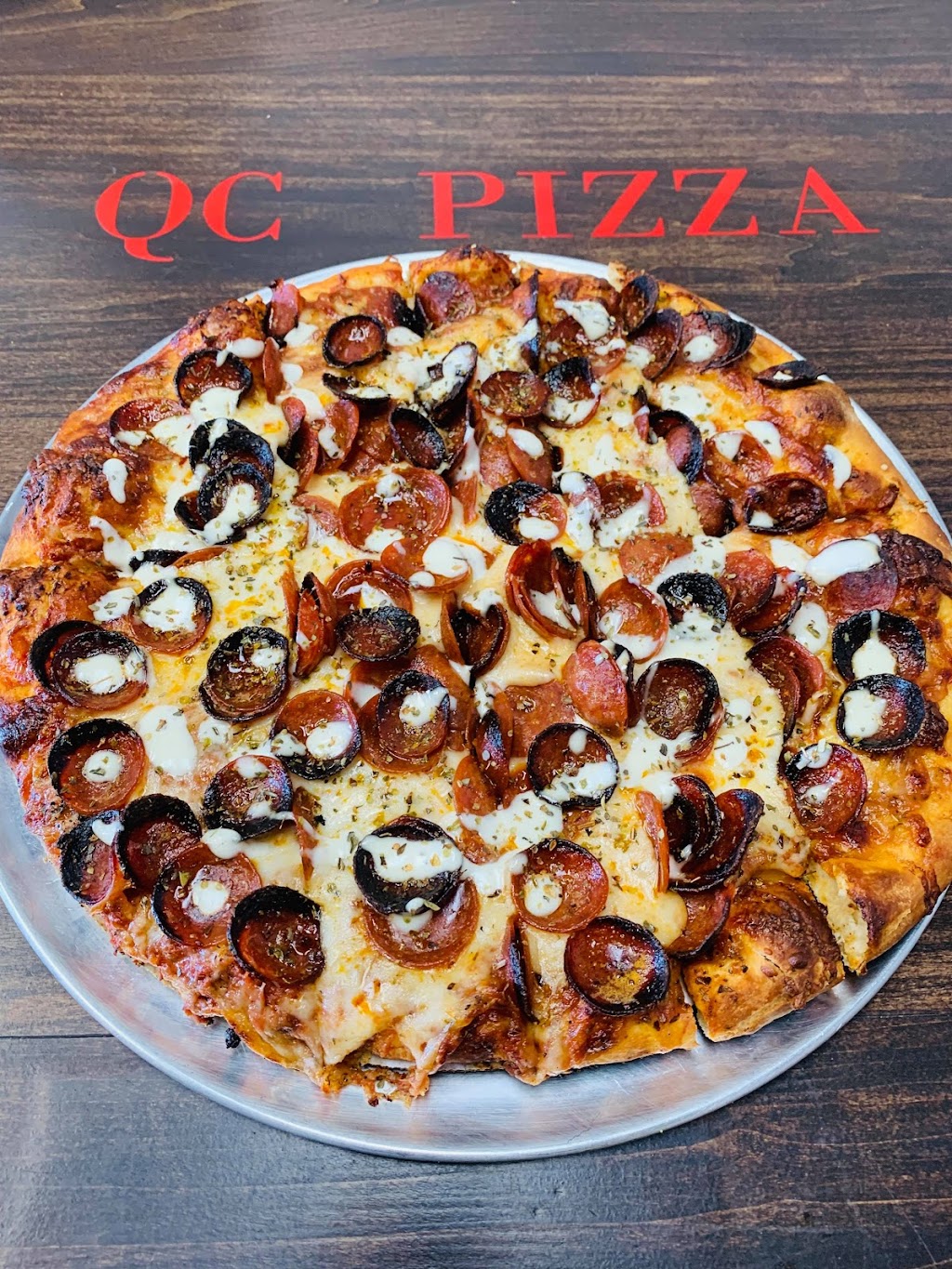 QC Pizza | 3150 Century Ave N, Mahtomedi, MN 55115, USA | Phone: (651) 777-1200