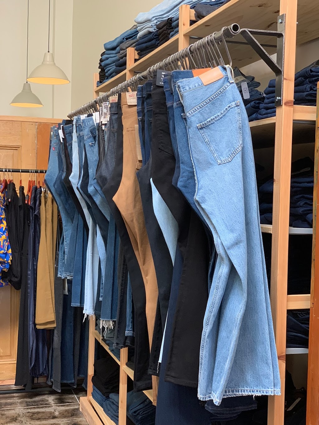 Maple Street Denim | 4266 Piedmont Ave, Oakland, CA 94611, USA | Phone: (510) 816-5326