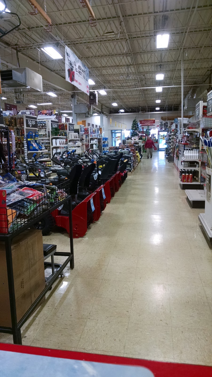 Douglas Hardware & Rental | 2030 Douglas Ave, Racine, WI 53402, USA | Phone: (262) 632-6112