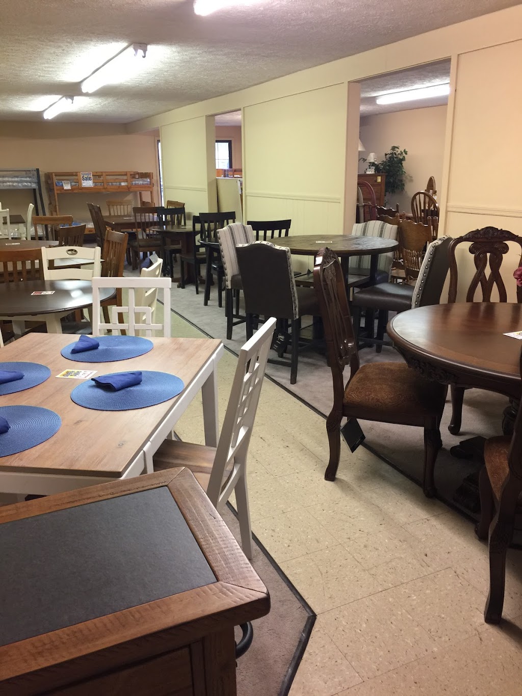 Smiths Furniture | 113 N Maysville St, Mt Sterling, KY 40353, USA | Phone: (859) 498-2932