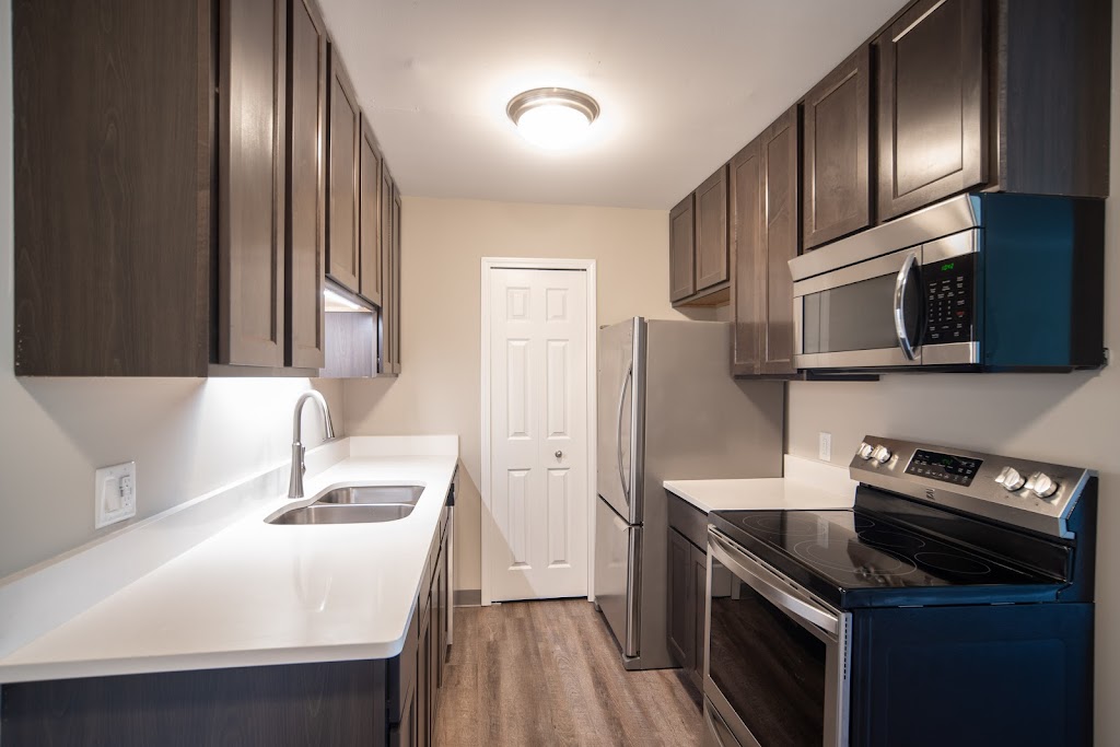 Shoreview Apartments | 420 Kellogg St #67, Ann Arbor, MI 48105, USA | Phone: (734) 369-2234