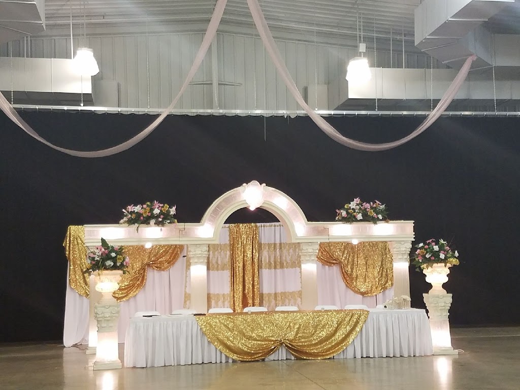 La Floresita Bridal & Quinceañera | 1339 Hwy 17, Wauchula, FL 33873, USA | Phone: (863) 773-6737