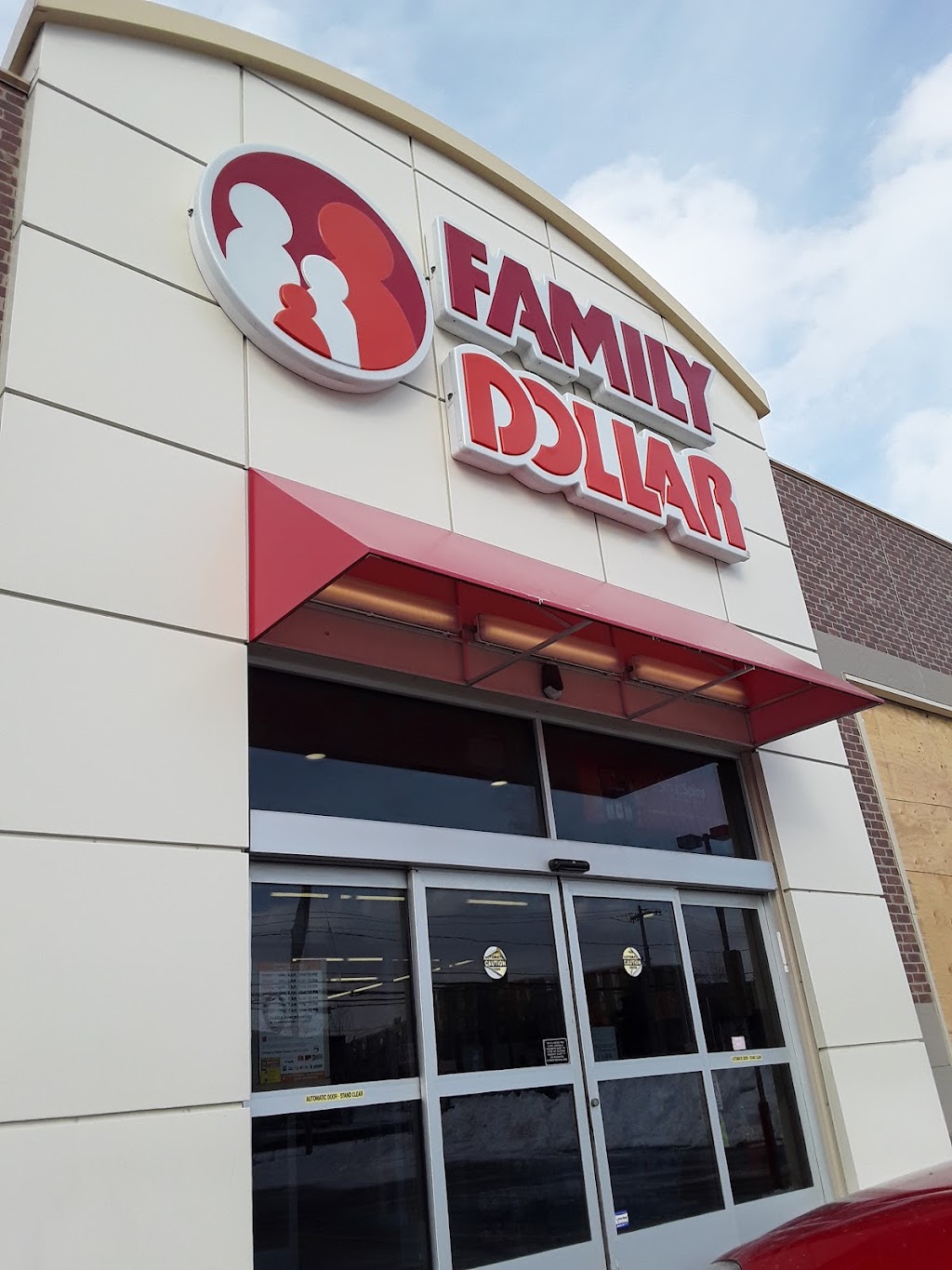 Family Dollar | 25061 Rockside Rd, Bedford Heights, OH 44146, USA | Phone: (440) 201-1437