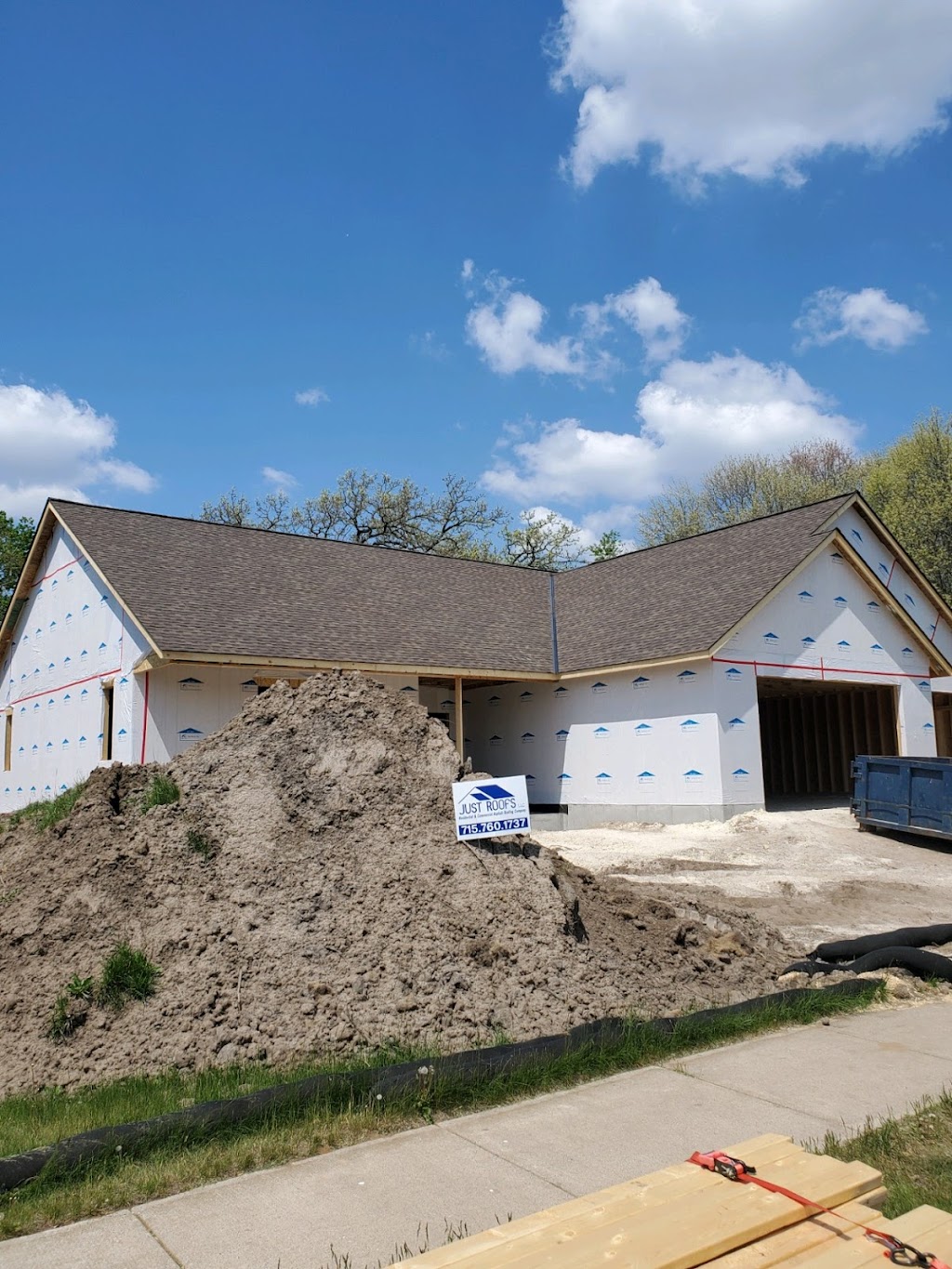 Just Roofs LLC | 1407 Riverside Dr, River Falls, WI 54022, USA | Phone: (715) 760-1737