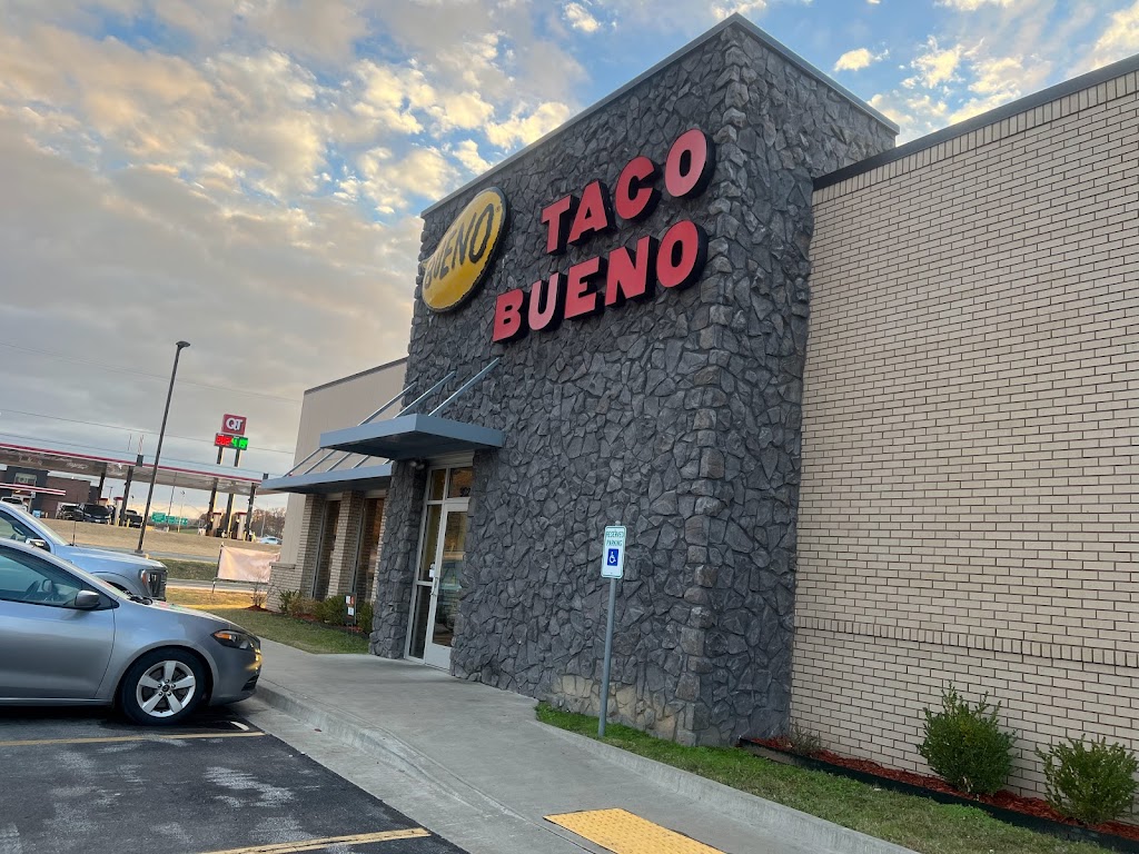 Taco Bueno Henryetta | 902 E Trudgeon St, Henryetta, OK 74437, USA | Phone: (918) 319-5025