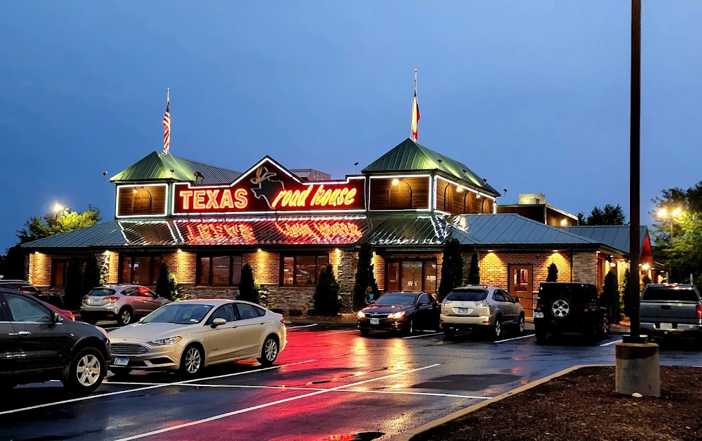 Texas Roadhouse | 1412 Central Park Cir, OFallon, IL 62269, USA | Phone: (618) 628-8811