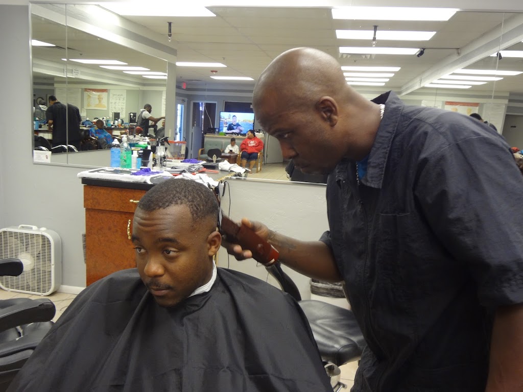 MAKE’ N THE CUT Barber College | 13340 W Van Buren St, Goodyear, AZ 85338, USA | Phone: (480) 797-6100