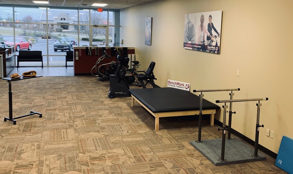 BenchMark Physical Therapy | 1917 Blankenbaker Pkwy, Louisville, KY 40299, USA | Phone: (502) 409-8094