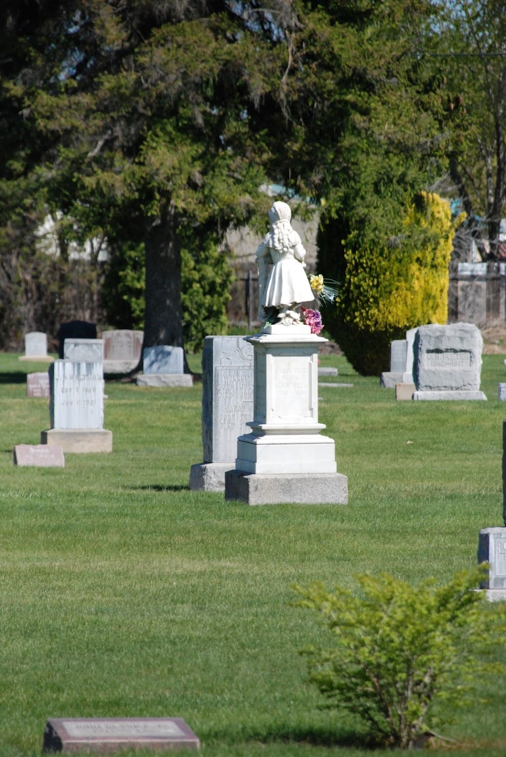 Kohlerlawn Cemetery | 76 6th St N, Nampa, ID 83687, USA | Phone: (208) 468-5898