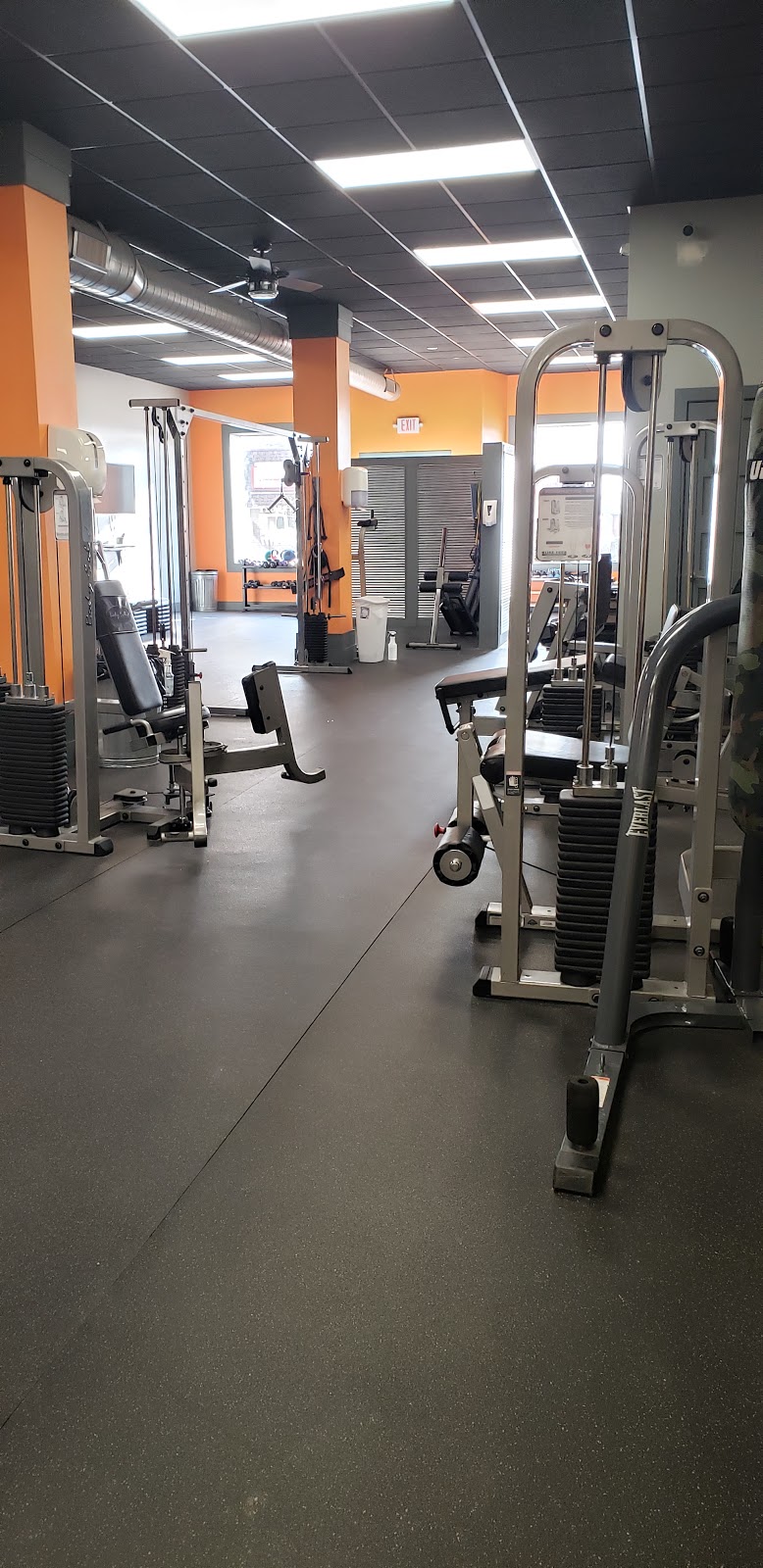 Workout 24/7 Goodhue | 207 N 2nd St North, Goodhue, MN 55027, USA | Phone: (651) 380-5177