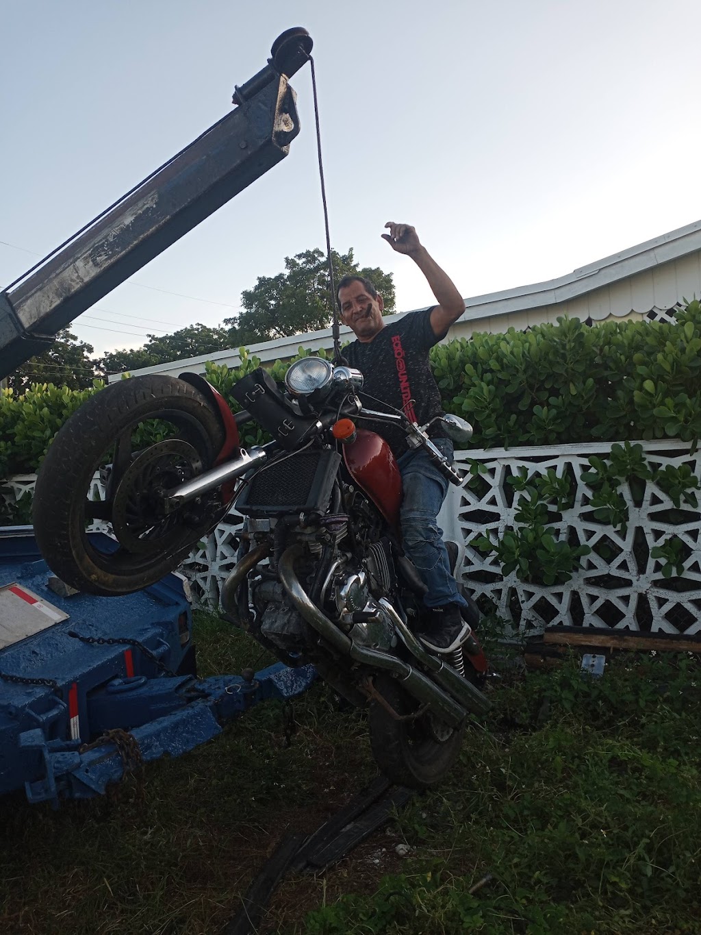 Towing Señor Marin | 59 Silver Springs Dr, Key Largo, FL 33037, USA | Phone: (305) 896-4747