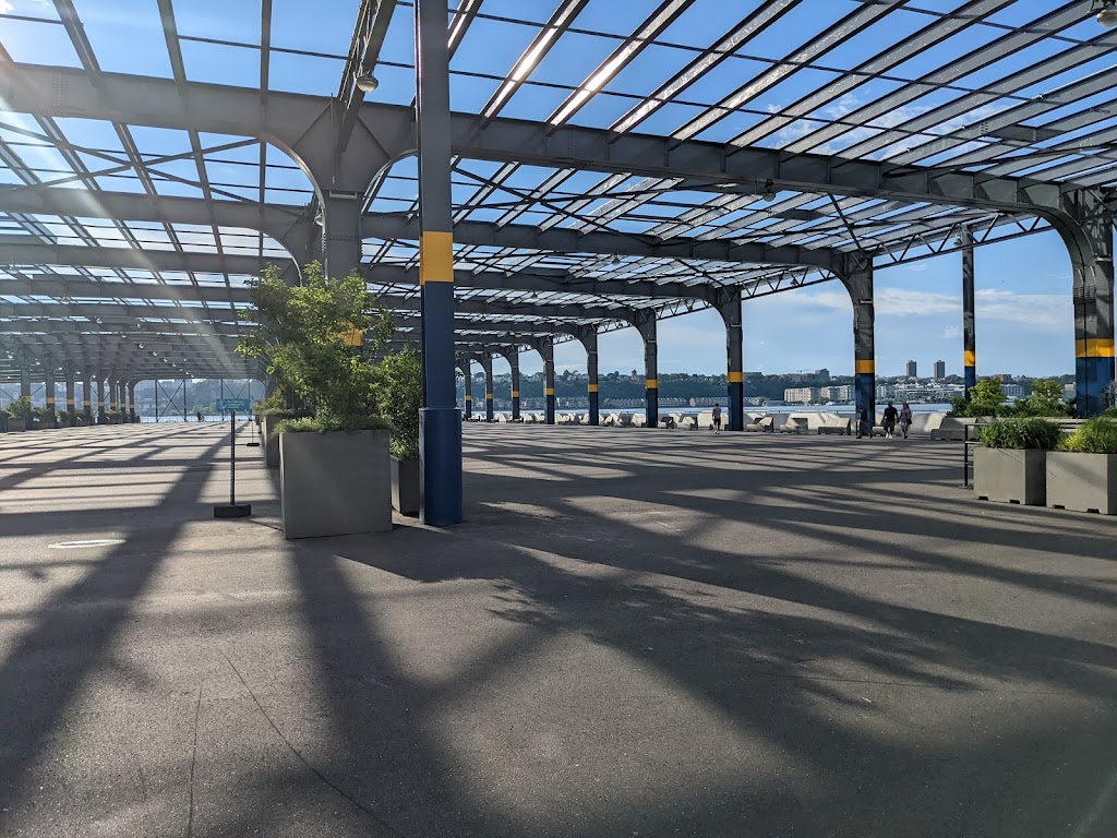 Pier 76 Hudson River Park | 408 12th Ave West, New York, NY 10018, USA | Phone: (212) 627-2020