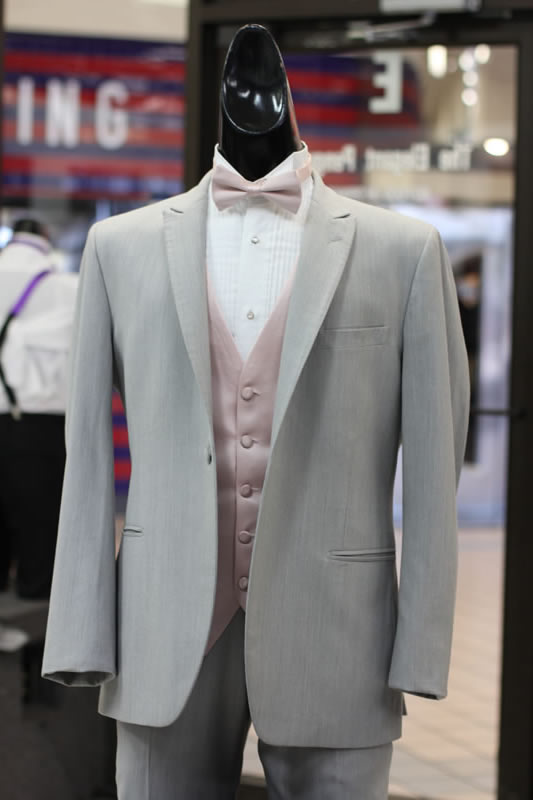 Elegant Penguin Formal Wear | 2200 N Yarbrough Dr, El Paso, TX 79925, USA | Phone: (915) 592-8897