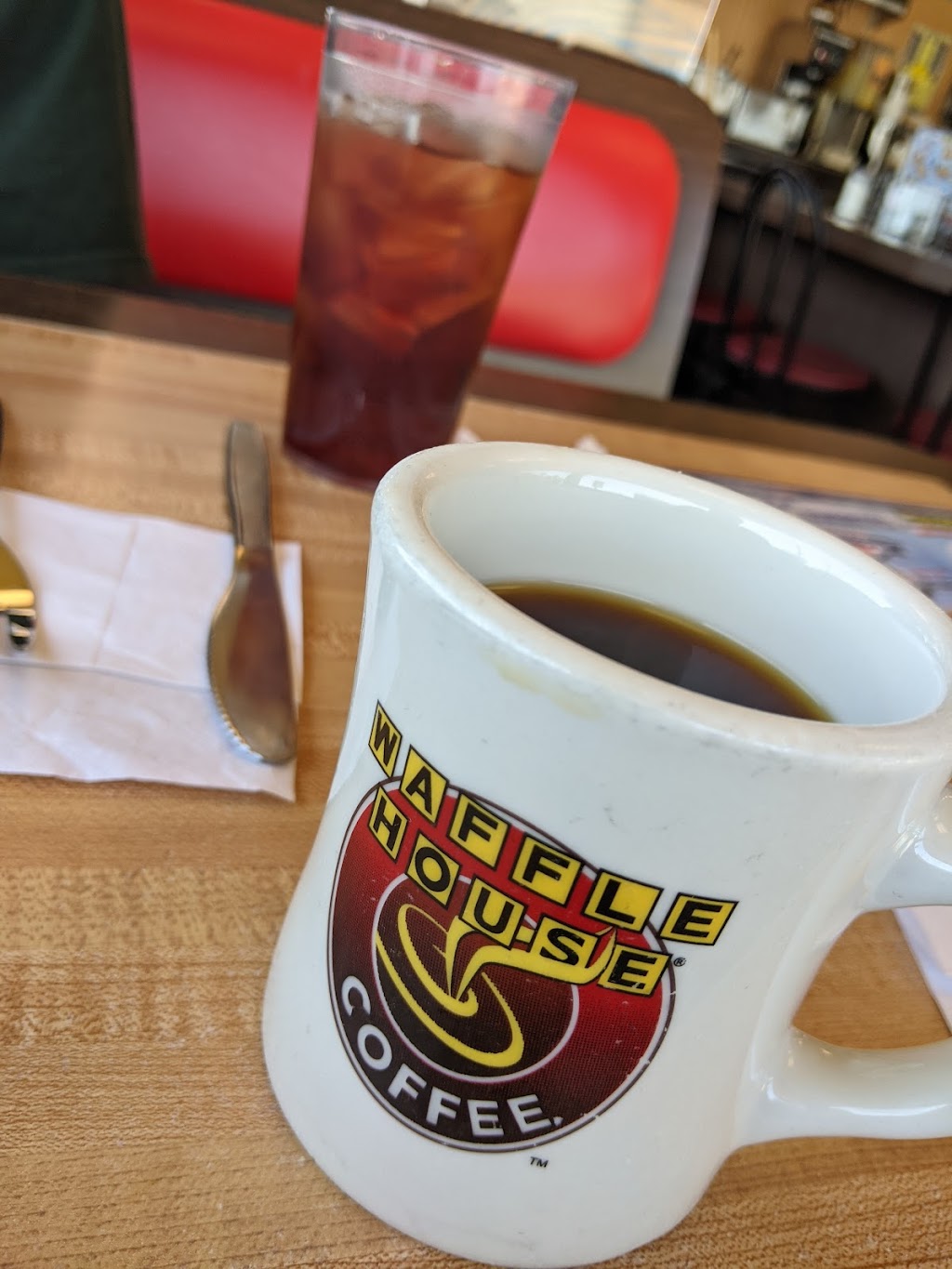 Waffle House | 4304 Main St, Laplace, LA 70068, USA | Phone: (985) 651-6111