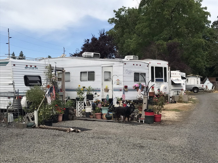 Lafayette RV Park | 775 3rd St, Lafayette, OR 97127, USA | Phone: (503) 583-1896