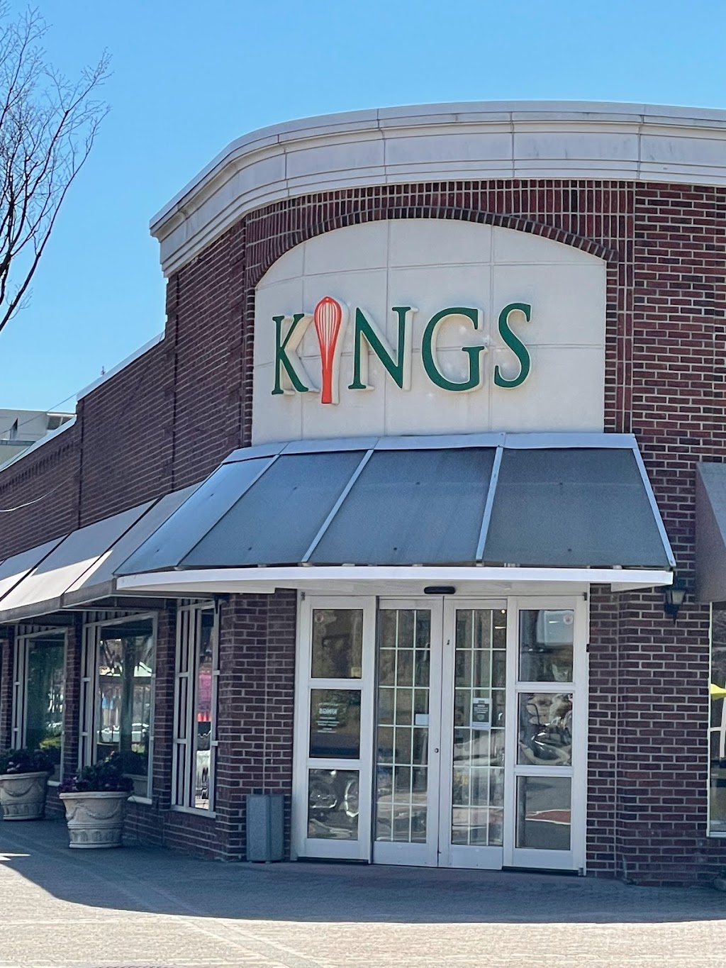 Kings Food Markets | 870 Franklin Ave, Garden City, NY 11530, USA | Phone: (516) 739-5559