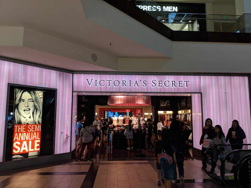 Victorias Secret & PINK | 1065 Brea Mall, Brea, CA 92821, USA | Phone: (714) 256-1144