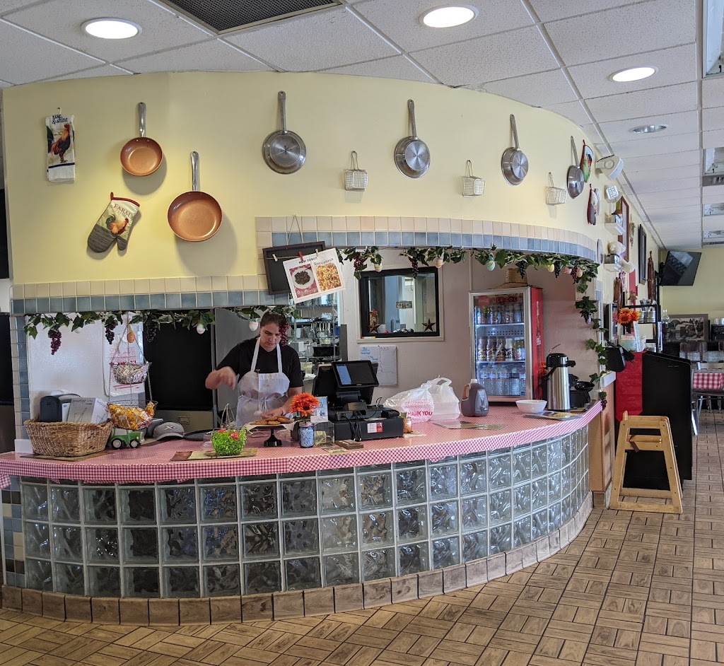 The Chicken Coop Country Diner 814 Ocean Trail, Corolla, NC 27927