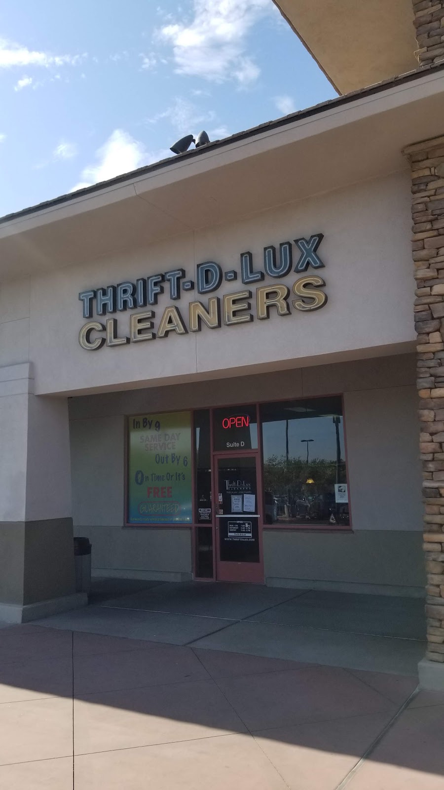 Thrift DLux Cleaners | 2505 Anthem Village Dr D, Henderson, NV 89052, USA | Phone: (702) 837-8974