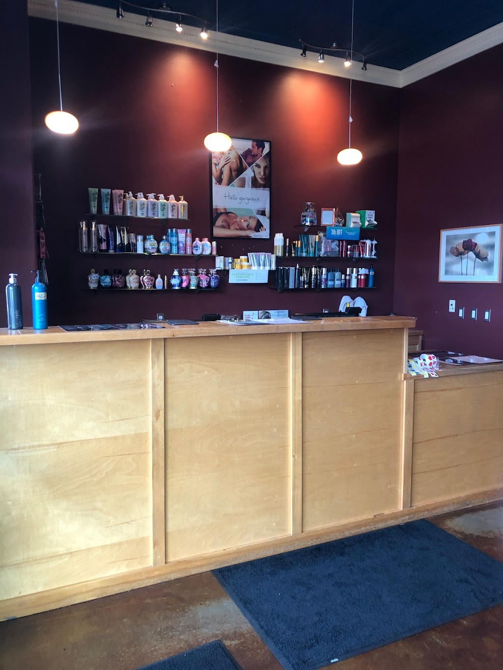 Seattle Sun Tan Kent Station | 208 W Kent Station St #103, Kent, WA 98032 | Phone: (253) 856-8267