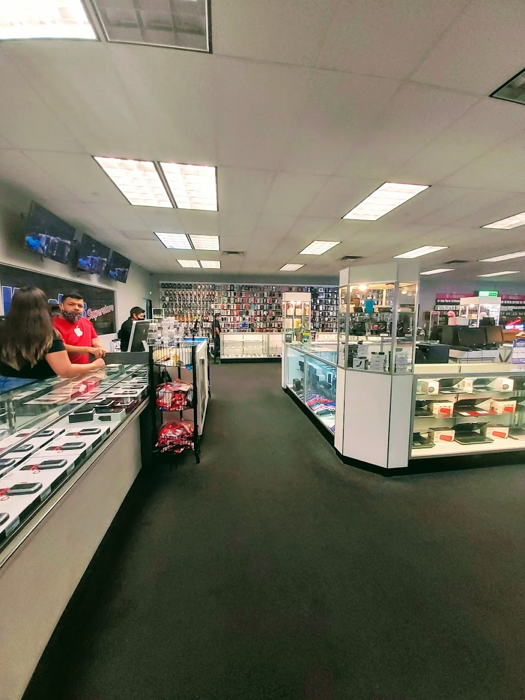 Wireless Superstore | Valley Fair Shopping Center, 8024 N 35th Ave, Phoenix, AZ 85051, USA | Phone: (602) 246-8886