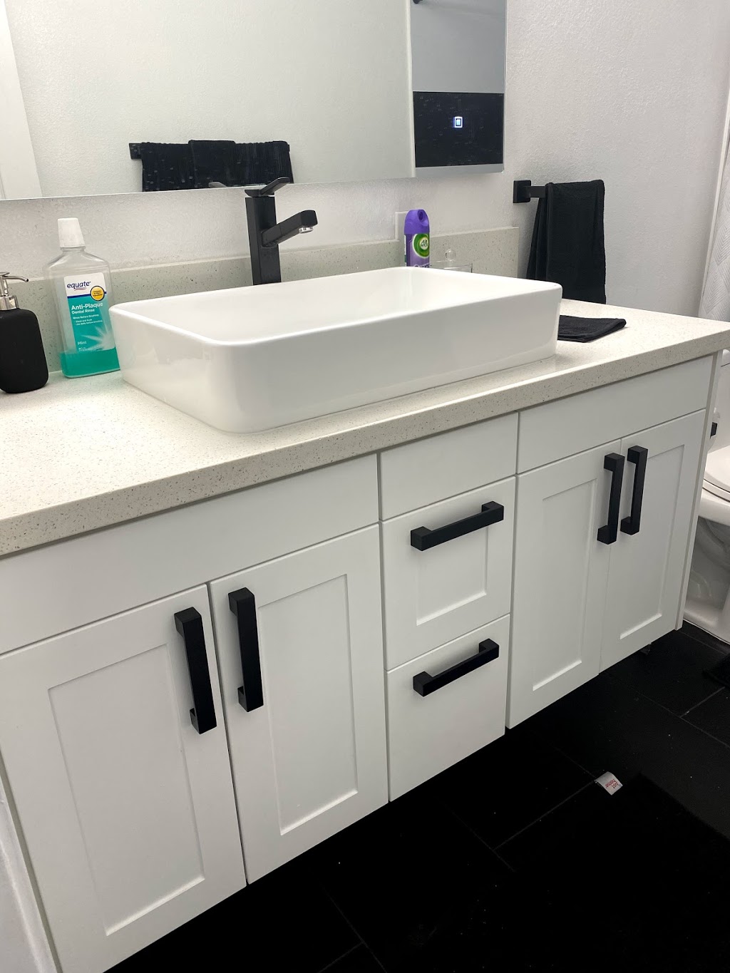 J.V. Closets & Hardware | 15468 Arrow Hwy, Baldwin Park, CA 91706, USA | Phone: (626) 338-1189