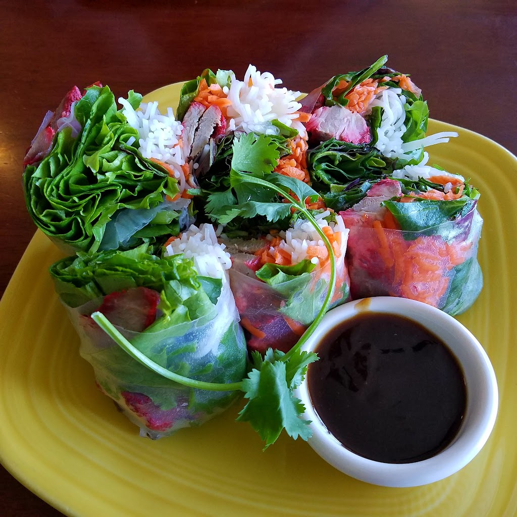 Saigon -2- Siam Bistro | 1280 1st St, Gilroy, CA 95020, USA | Phone: (408) 848-6000