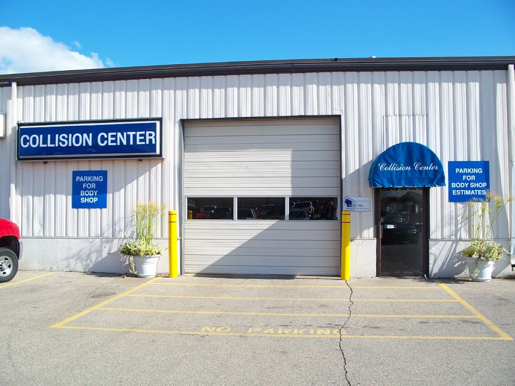 Kayser Chevrolet Buick GMC Collision Center | 3601 E Milwaukee St, Janesville, WI 53546, USA | Phone: (608) 752-1331