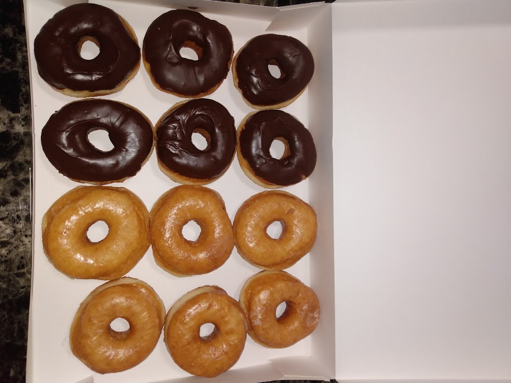 Daylight Donuts | 14 W Bryan Ave, Sapulpa, OK 74066, USA | Phone: (918) 227-2810