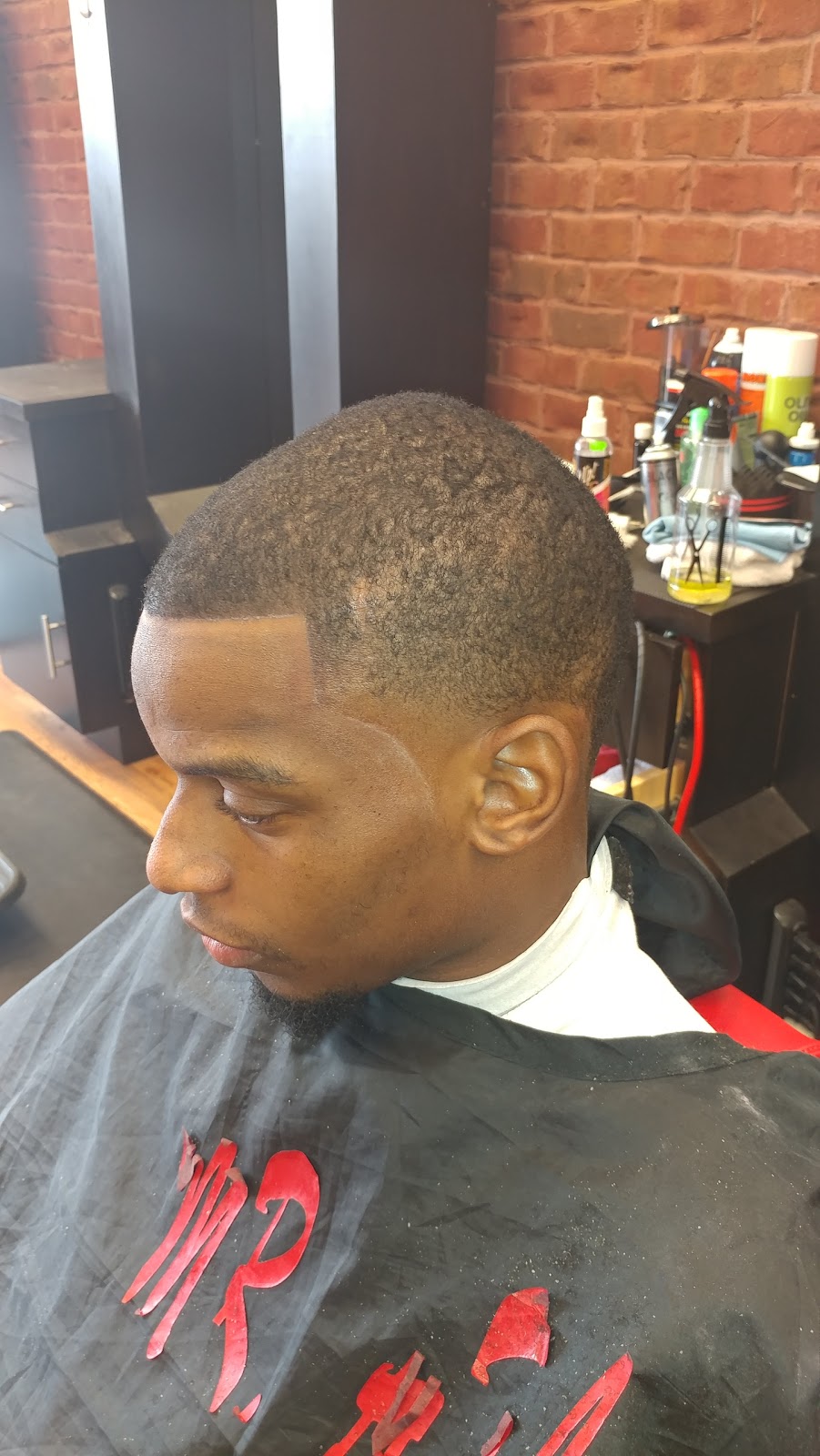 Man Cave Barbershop ATL LLC | 3056 Anvilblock Rd #113, Ellenwood, GA 30294, USA | Phone: (678) 732-9620