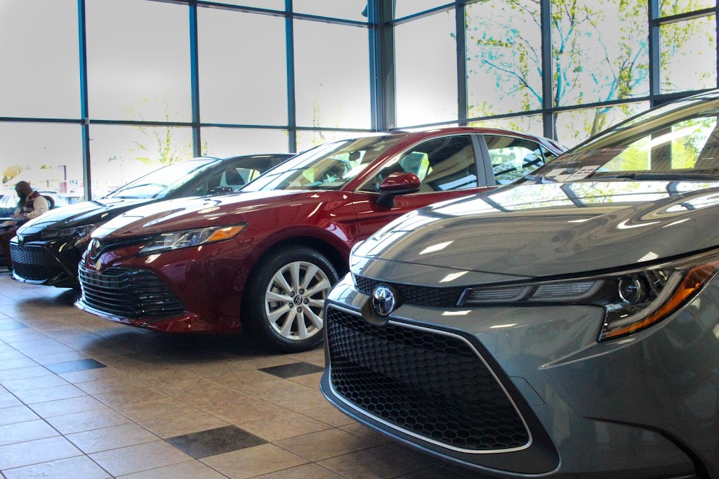 Don Jacobs Toyota | 5727 S 27th St, Milwaukee, WI 53221 | Phone: (414) 281-3100