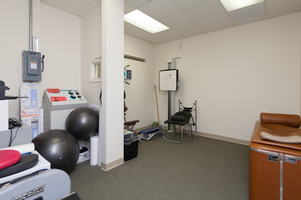 Cary Neck & Back Pain Clinic & Workman Chiropractic - doctor  | Photo 4 of 10 | Address: 2978 Kildaire Farm Rd, Cary, NC 27518, USA | Phone: (919) 851-0980