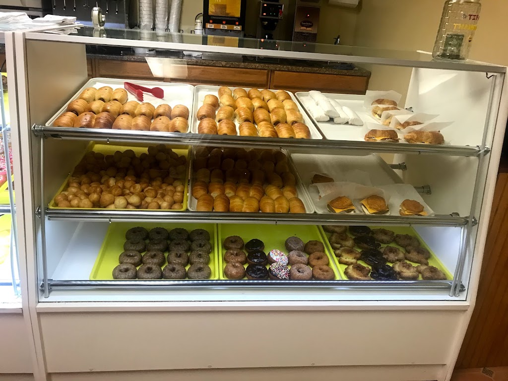 Donuts Jack & Jill | 411 E 1st St, Idalou, TX 79329, USA | Phone: (806) 892-9970